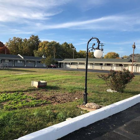 Dogwood Park Inn Springfield Exterior photo